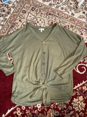 Waffle Knit Button-Front Tie-Hem Shirt - Olive Green